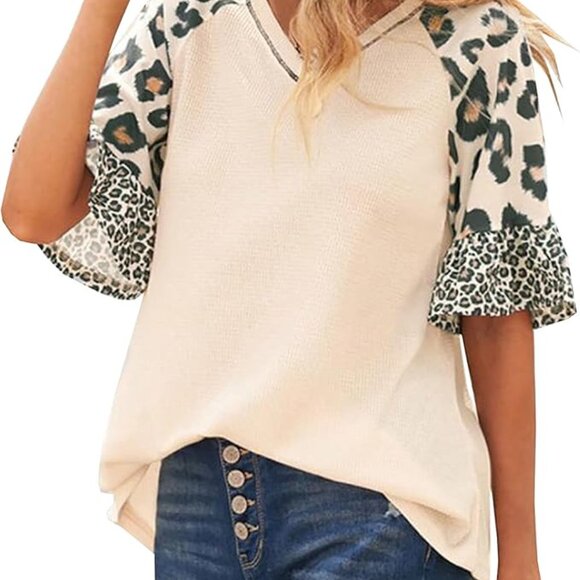 Leopard Ruffle Sleeve - Picture 3 of 3